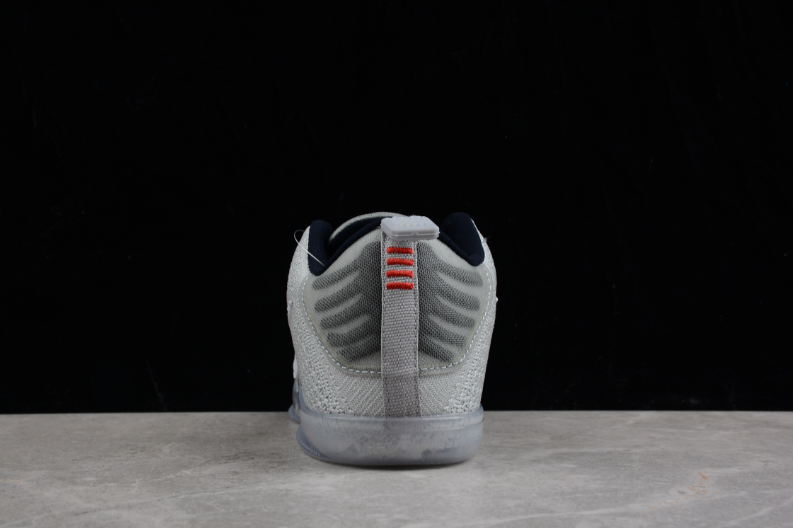 NK Kobe 11 Elite Low 4KB PaIe Horse