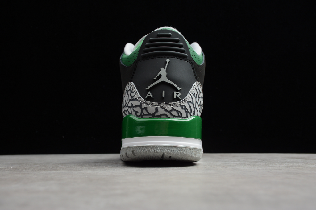 Air Jordan 3 Pine Green