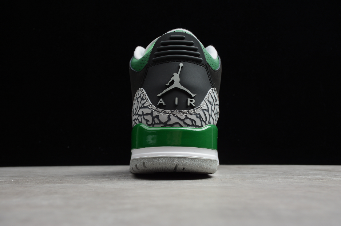 Air Jordan 3 Pine Green