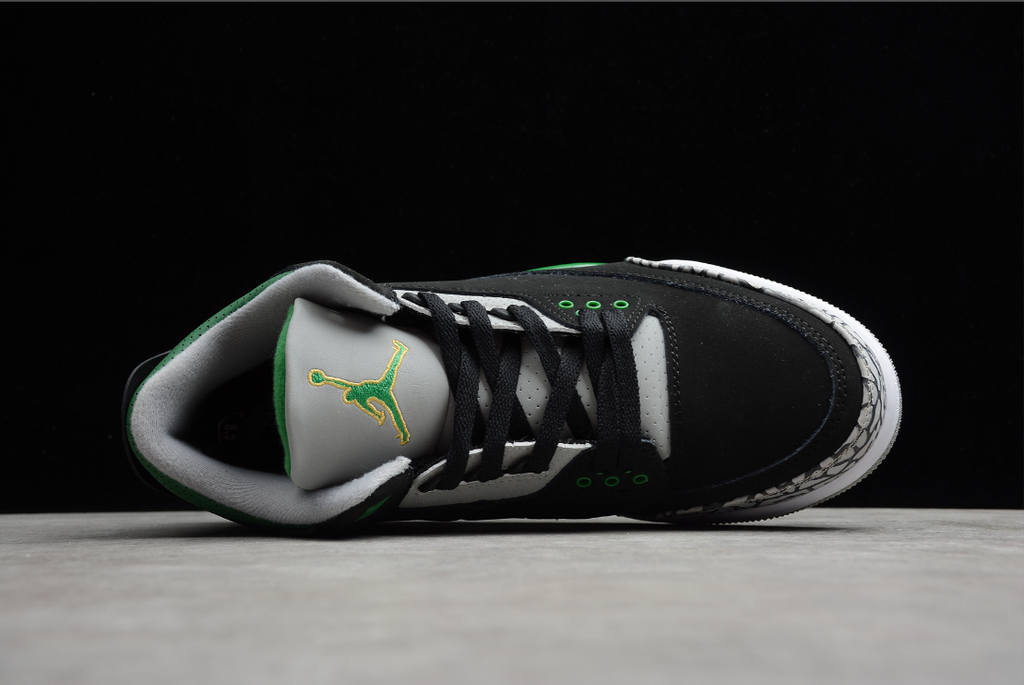 Air Jordan 3 Pine Green