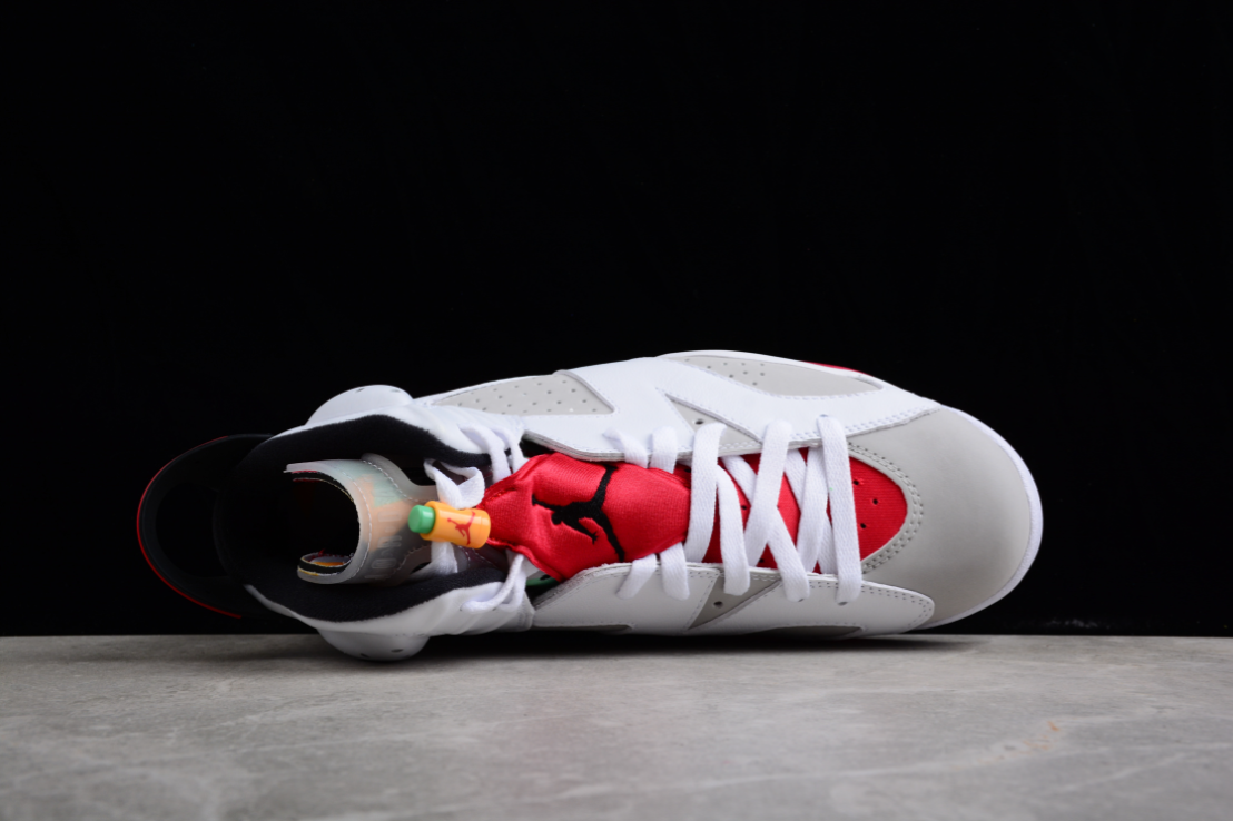 Air Jordan 6 Hare
