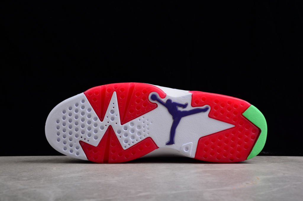 Air Jordan 6 Hare