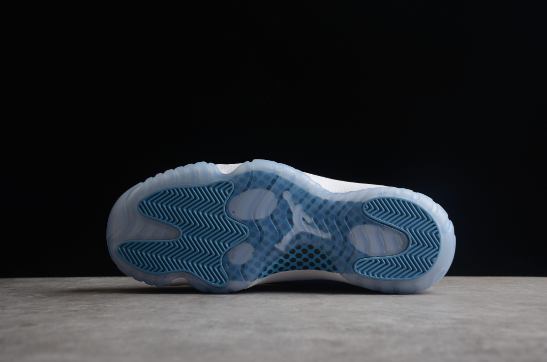 Air Jordan 11 Low “Legend Blue”