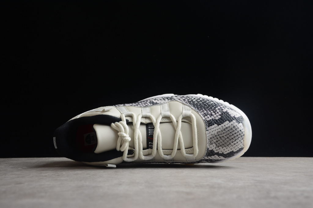 Air Jordan 11 Retro Low 'Light Bone Snakeskin'