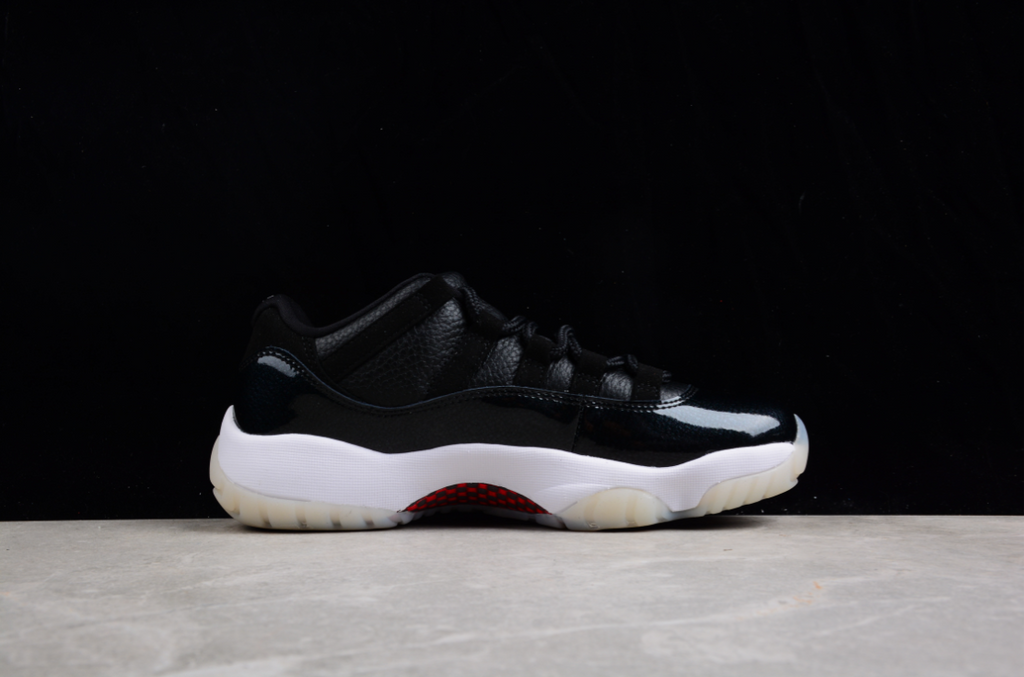 Air Jordan 11 Low '72-10'