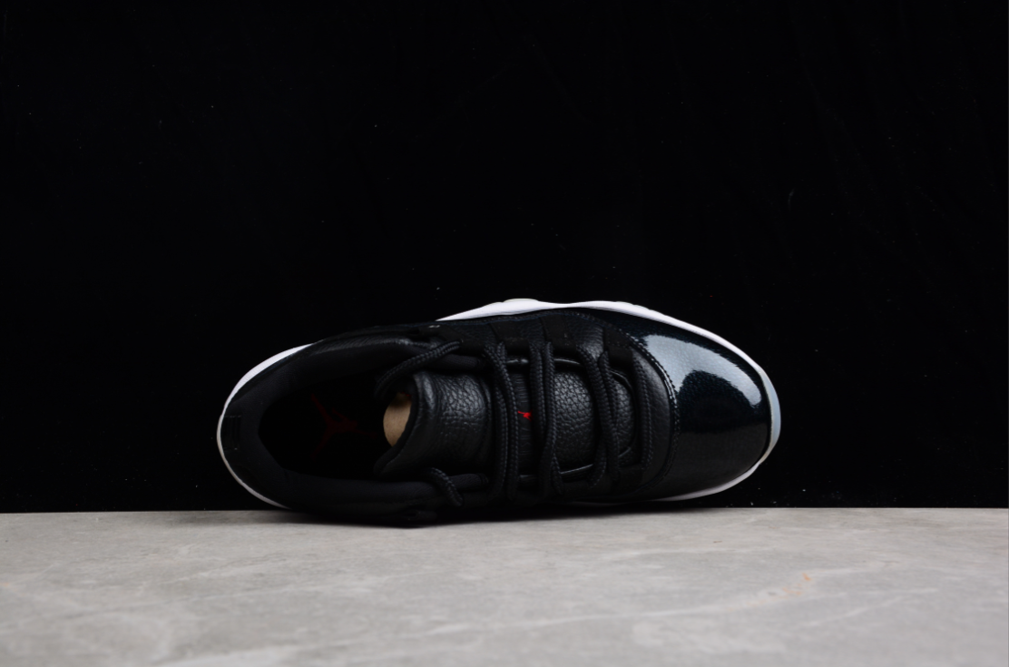 Air Jordan 11 Low '72-10'