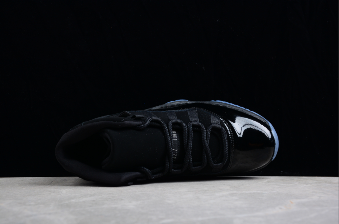 Air Jordan 11 “Cap and Gown”