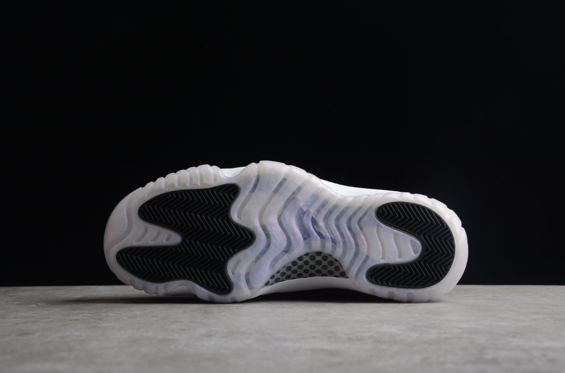 Air Jordan 11 Low Easter