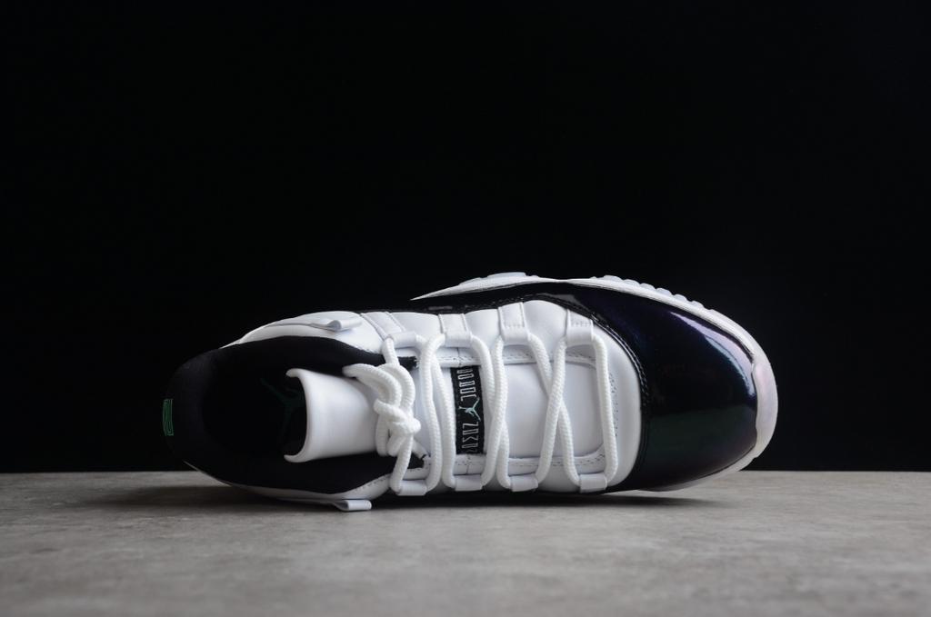 Air Jordan 11 Low Easter