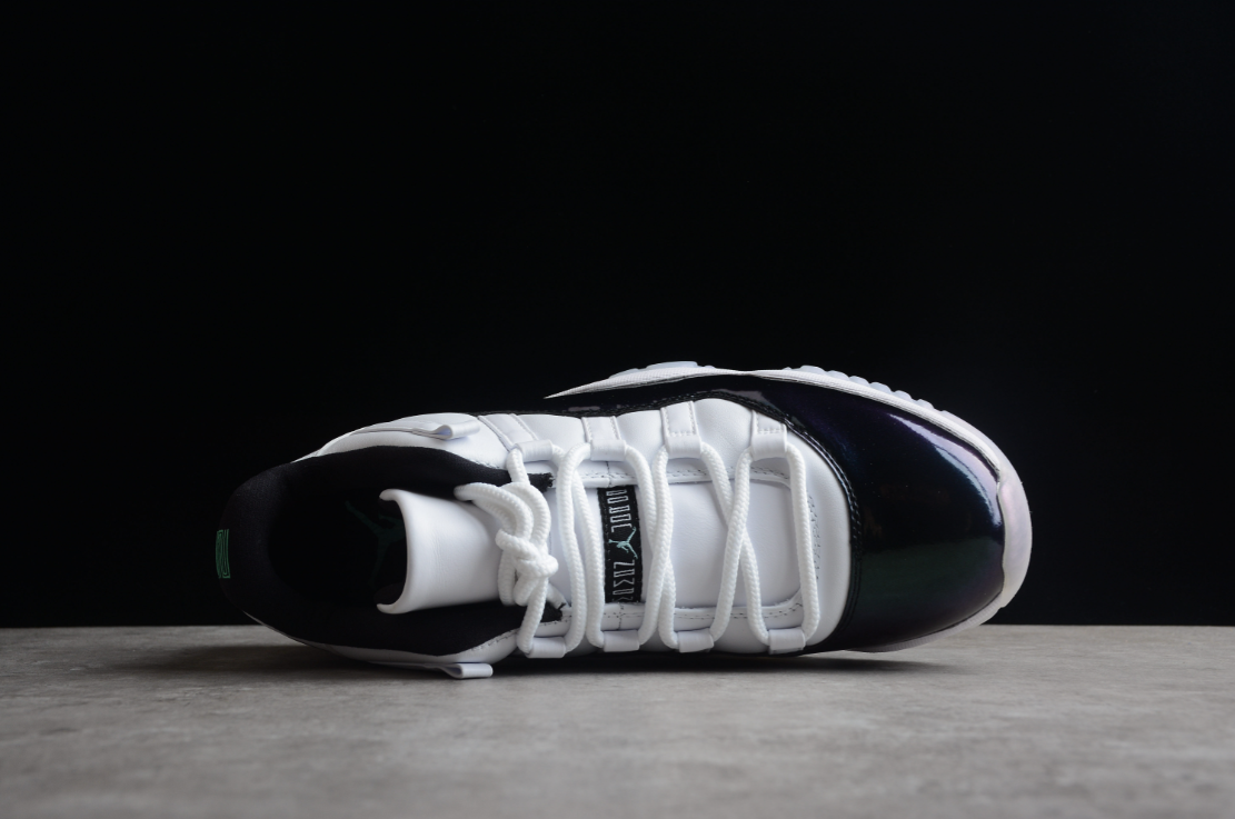 Air Jordan 11 Low Easter