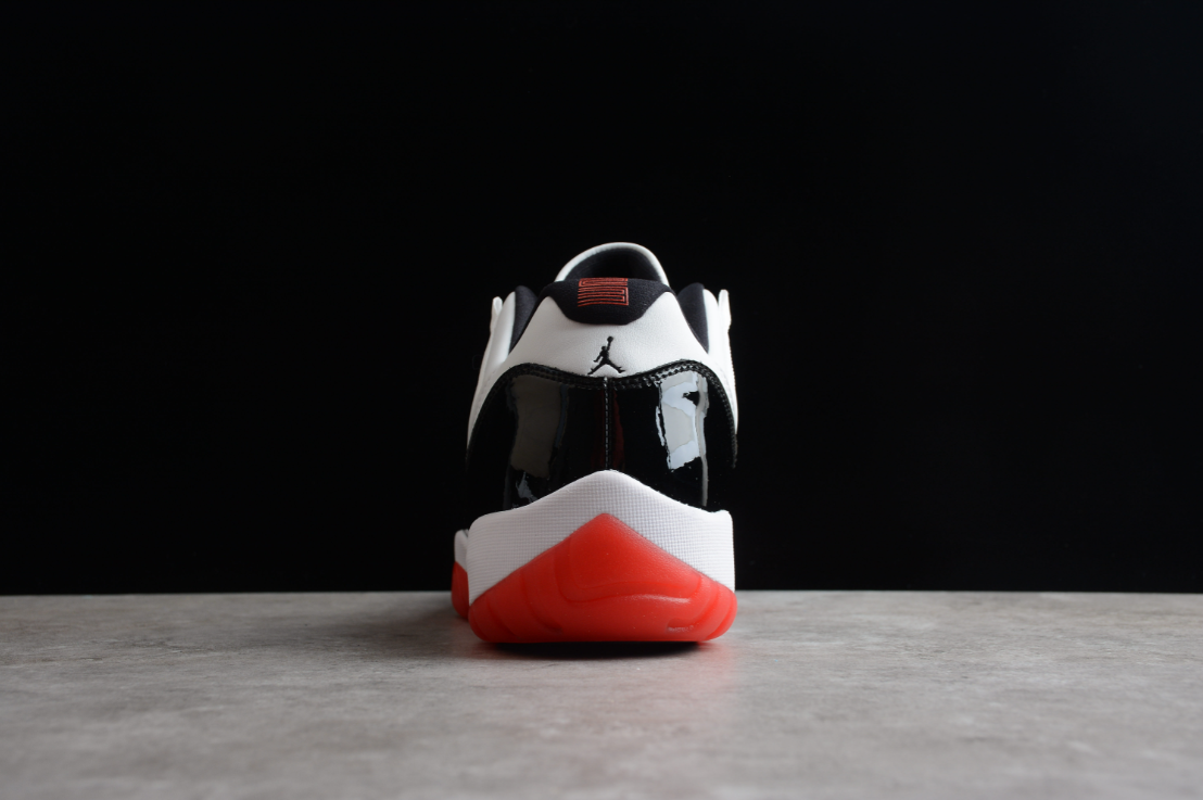 Air Jordan 11 Retro Low 'Concord-Bred'