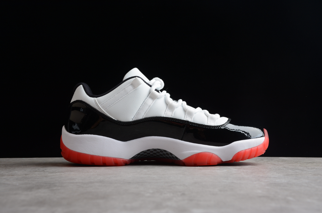 Air Jordan 11 Retro Low 'Concord-Bred'