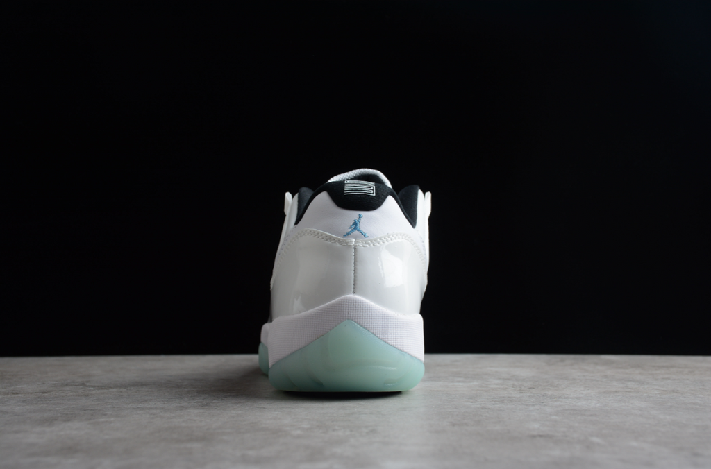 Air Jordan 11 Retro Low Legend White Blue