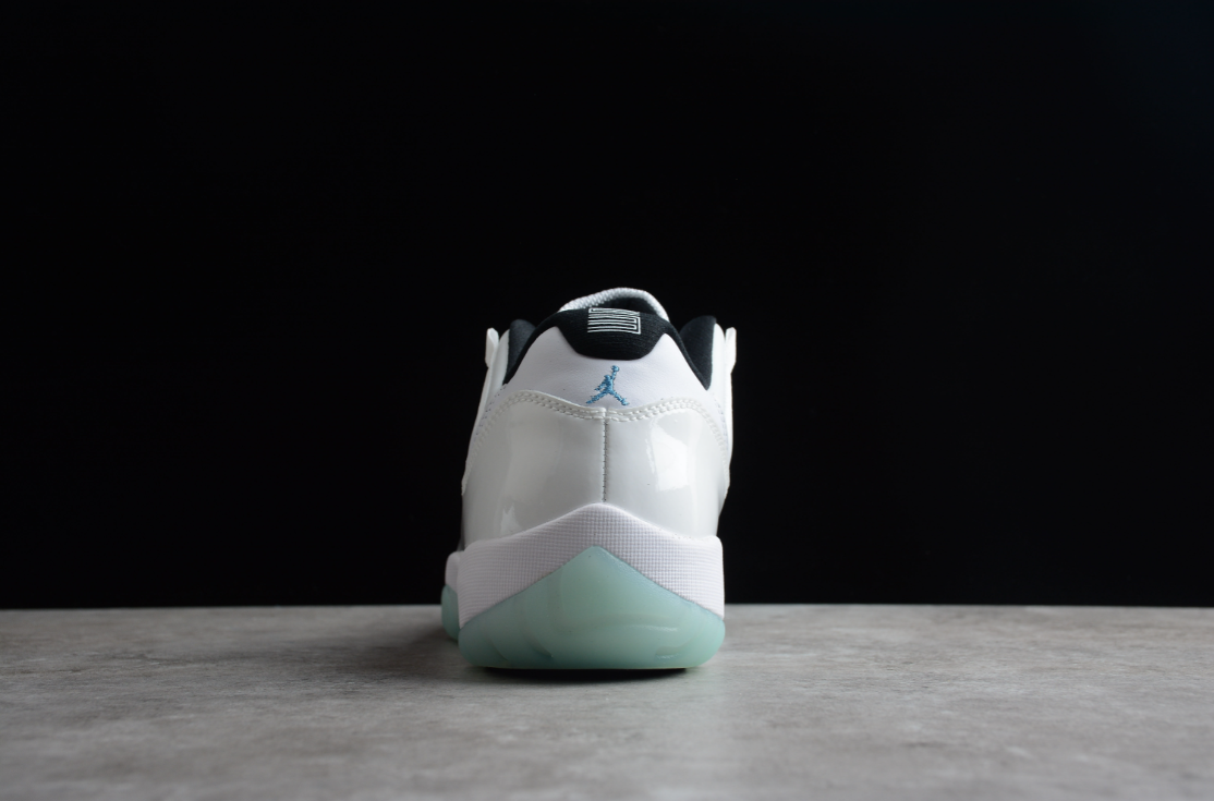 Air Jordan 11 Retro Low Legend White Blue