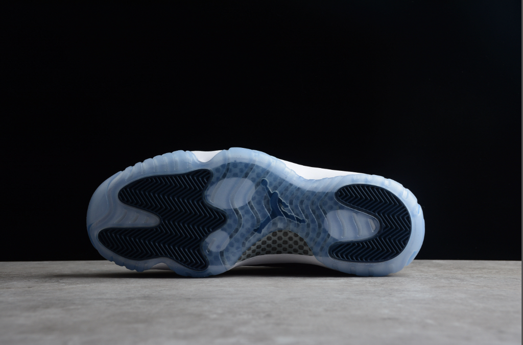 Air Jordan 11 Retro Low Georgetown
