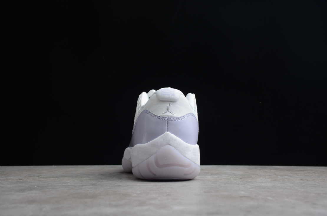 Air Jordan 11 Retro Low Pure Violet