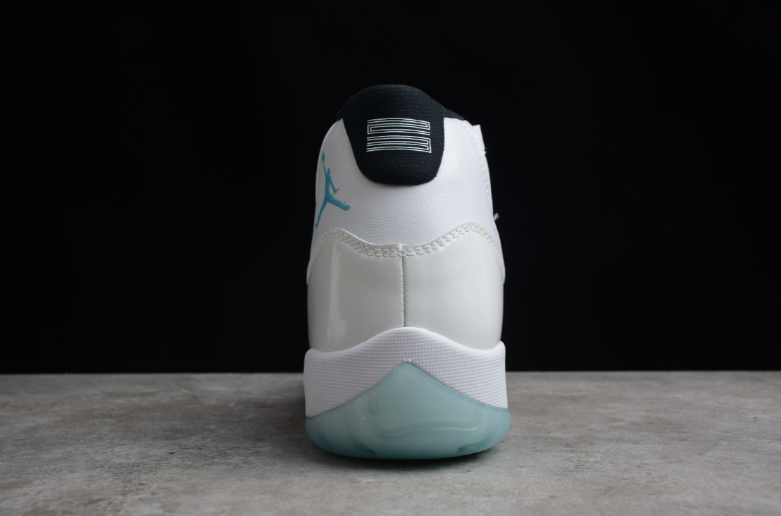 Air Jordan 11 Retro Legend Blue