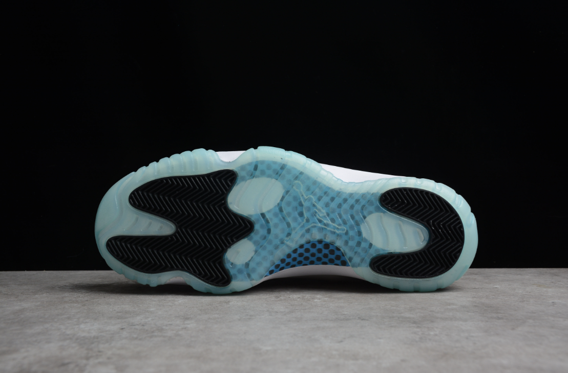 Air Jordan 11 Retro Legend Blue