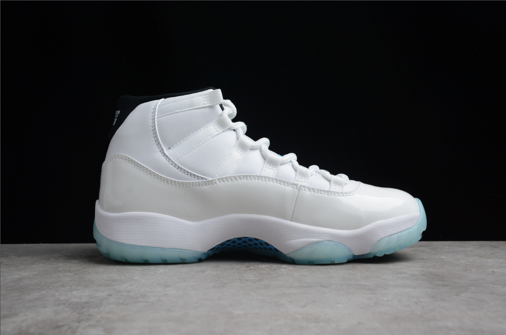 Air Jordan 11 Retro Legend Blue