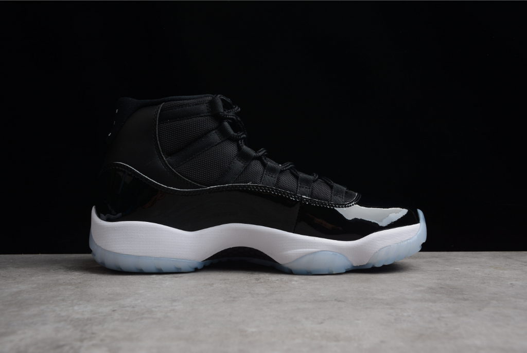 Air Jordan 11 Retro 'Space Jam' 2016
