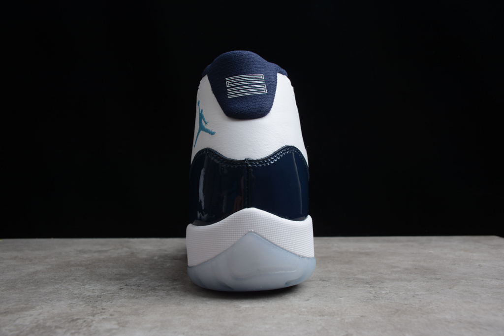 Air Jordan 11 Retro UNC Win Like 82