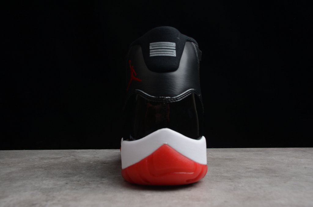 Air Jordan 11 “Bred”