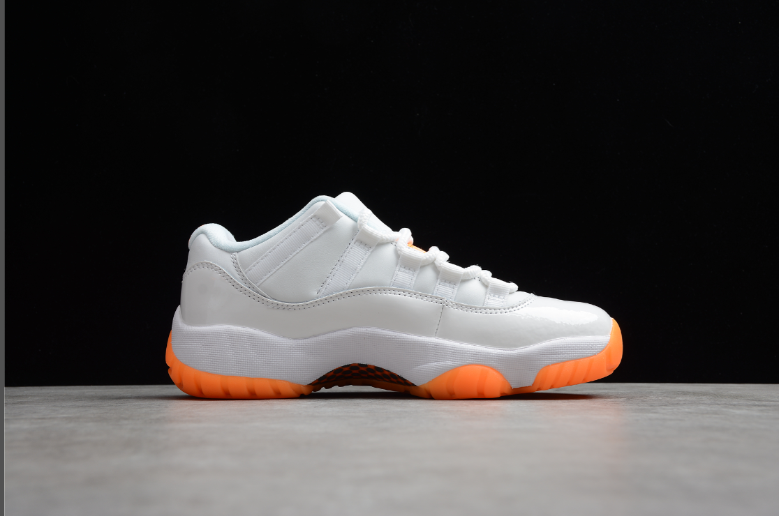 Air Jordan 11 Low WMNS Bright Citrus