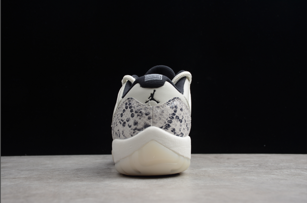 Air Jordan 11 Retro Low Snake Light Bone