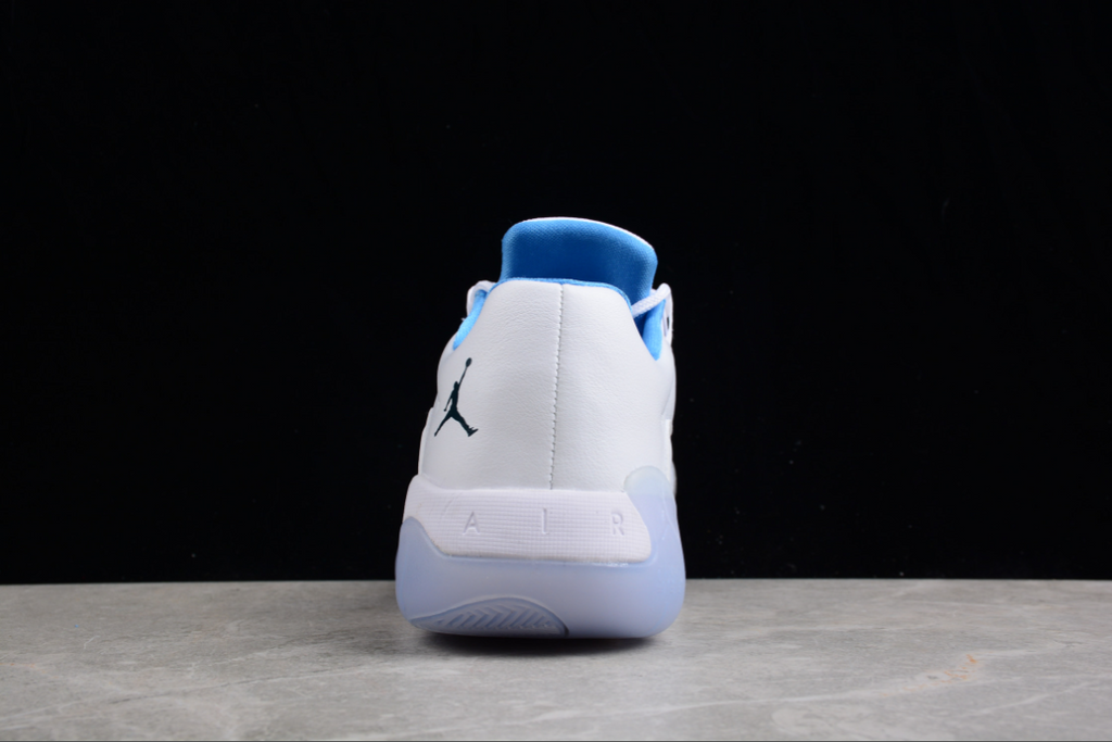 Air Jordan 11 CMFT Low 'White Army Navy