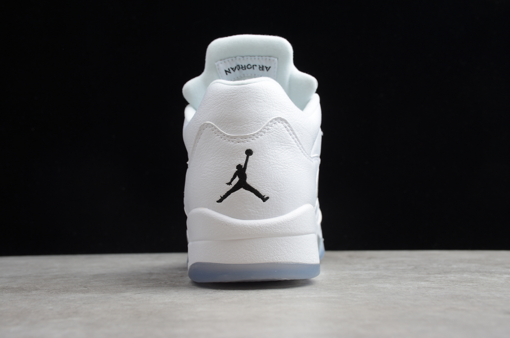 Air Jordan 5 Low GS 'White Wolf Gray'