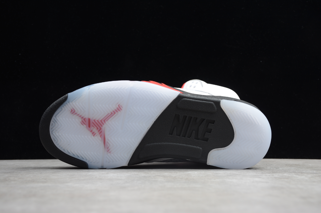 Air Jordan 5 Retro 'Fire Red' 2020
