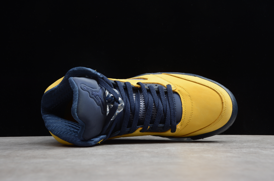 Air Jordan 5 Retro Michigan (2019)