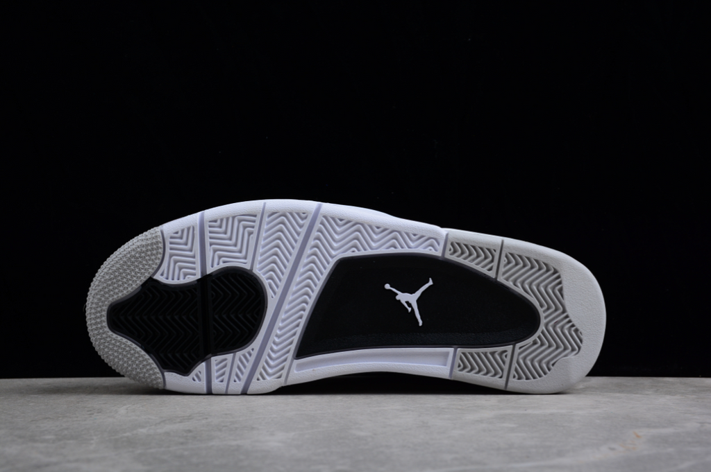 Air Jordan 4 Bright White Military Black