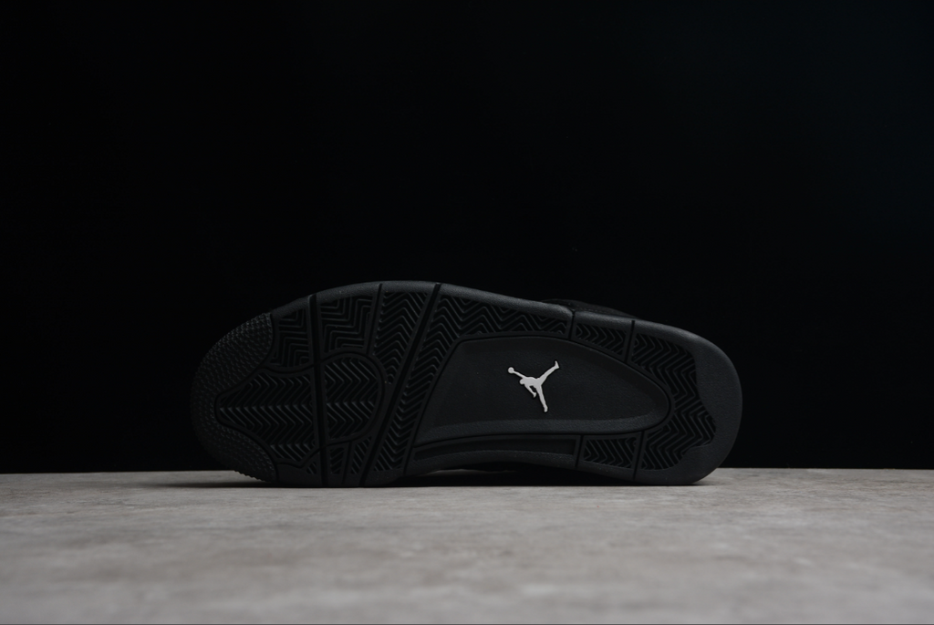 Air Jordan 4 Retro “Black Cat”