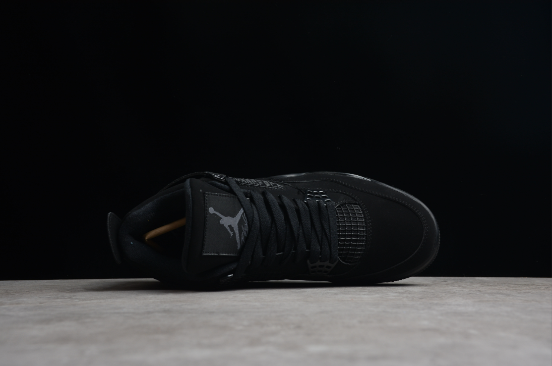 Air Jordan 4 Retro “Black Cat”