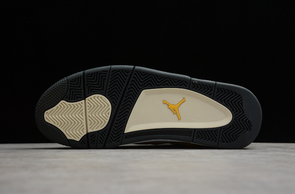 Air Jordan 4 “Lightning”