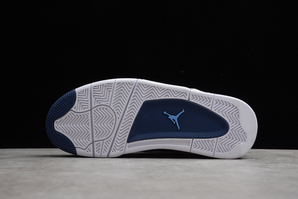 Air Jordan 4 Columbia