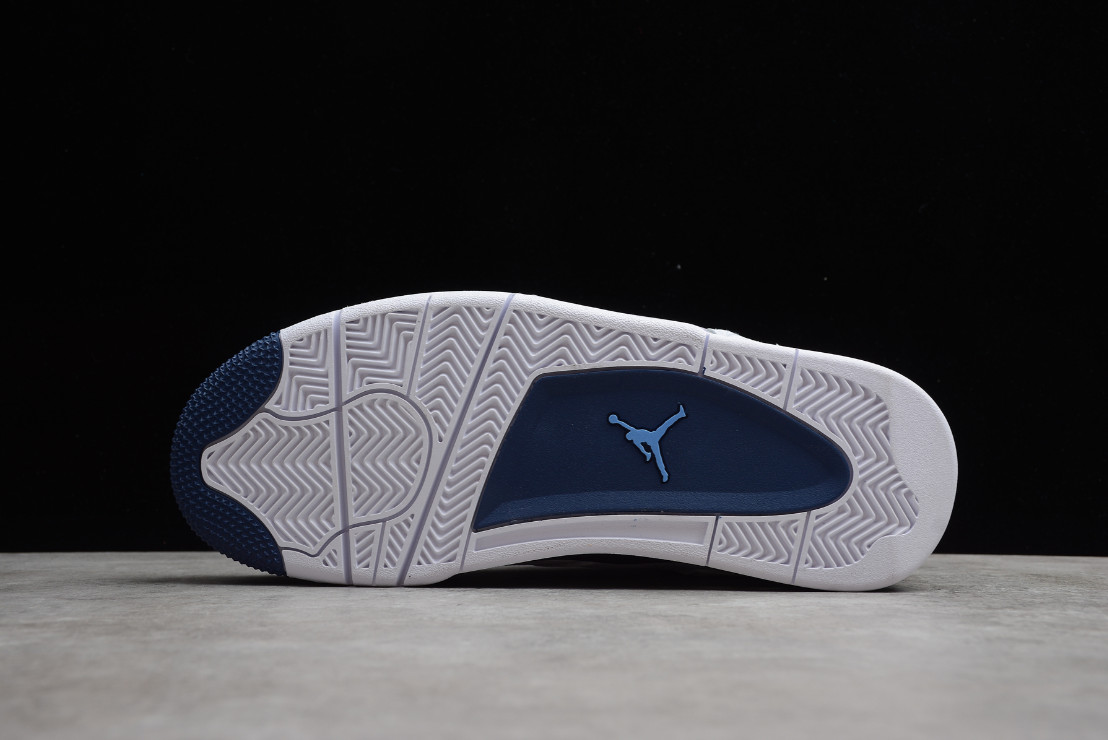 Air Jordan 4 Columbia