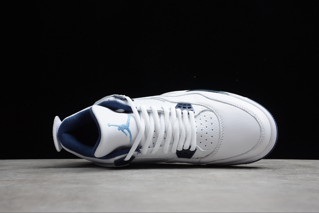 Air Jordan 4 Columbia