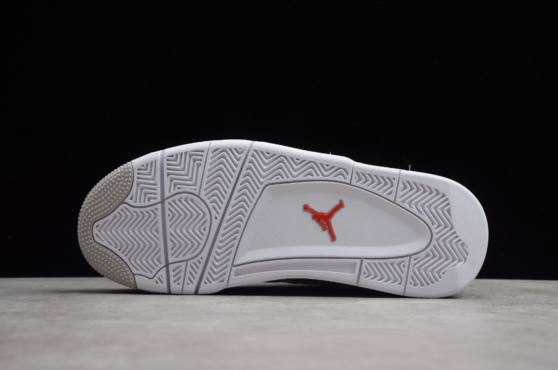 Air Jordan 4 “White Oreo”