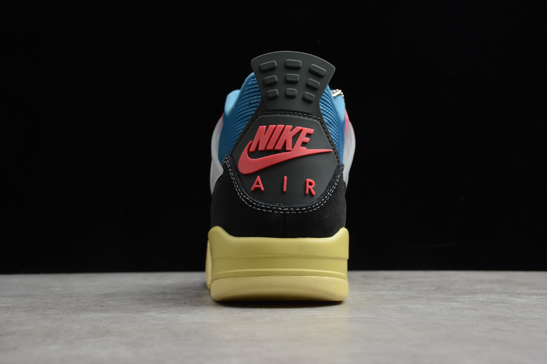 Air Jordan 4 Retro Off Noir