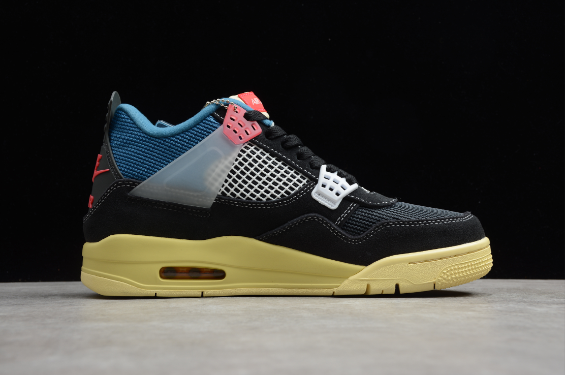 Air Jordan 4 Retro Off Noir