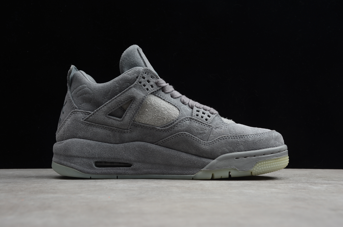 Air Jordan 4 Retro Kaws