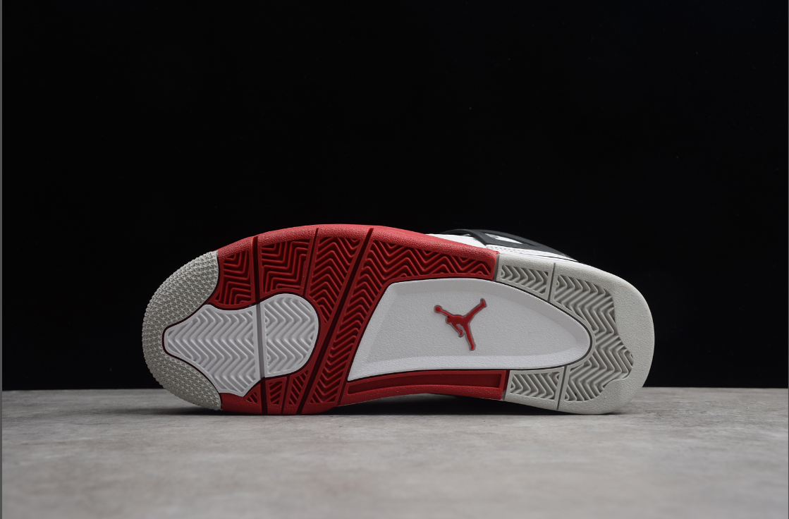 Air Jordan 4 Retro Fire Red (2012)