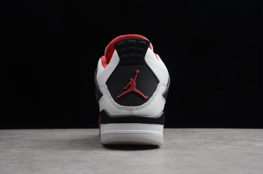 Air Jordan 4 Retro Fire Red (2012)