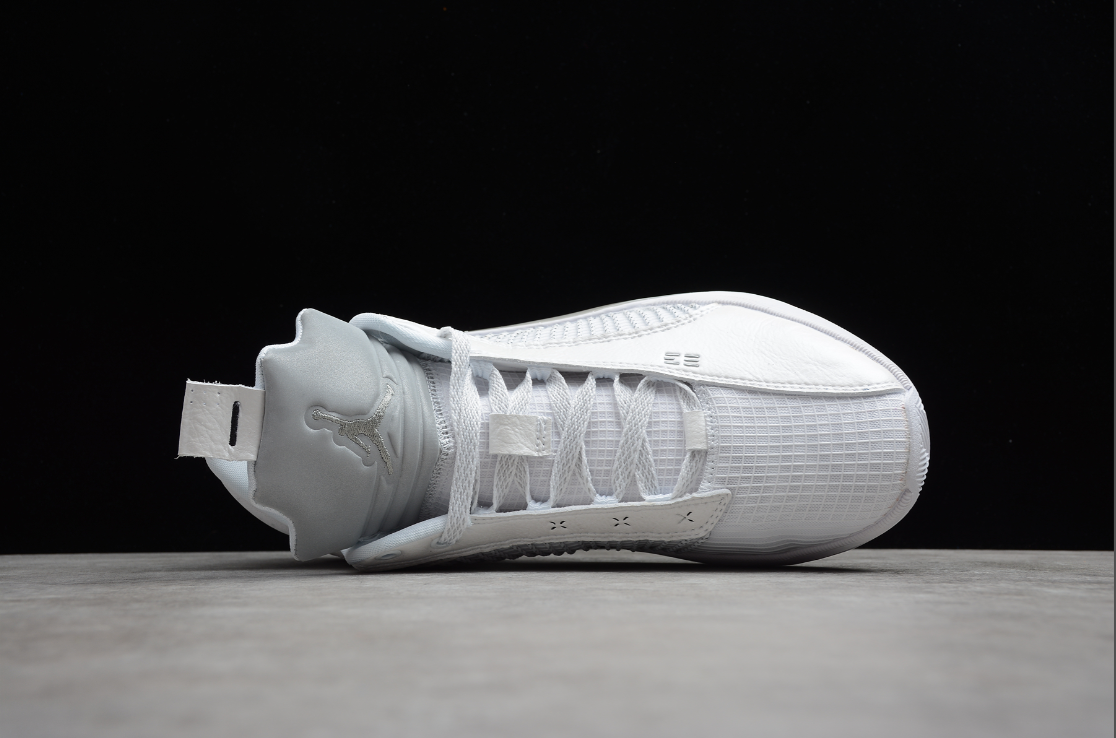 Air Jordan 35 Low “White Metallic”