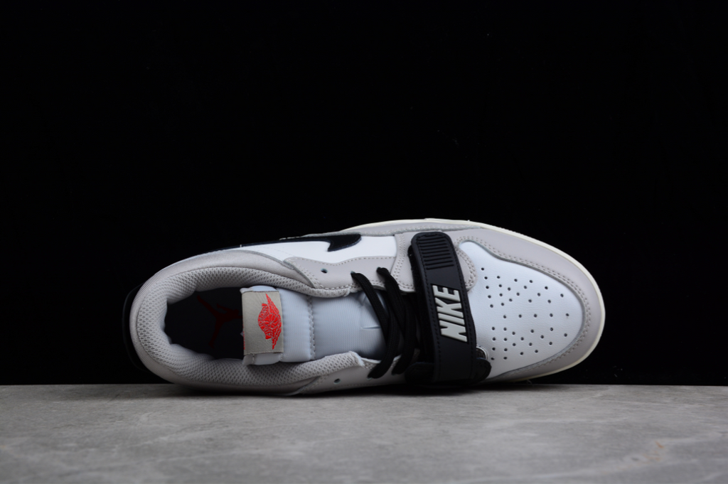Air Jordan Legacy 312 Low 'Tech Grey'