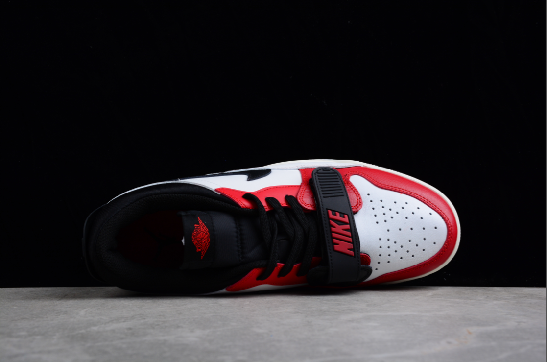 Air Jordan Legacy 312 Low 'Chicago'