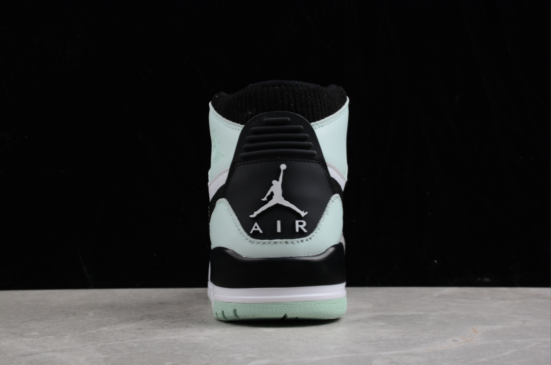 Air Jordan Legacy 312 'Igloo'