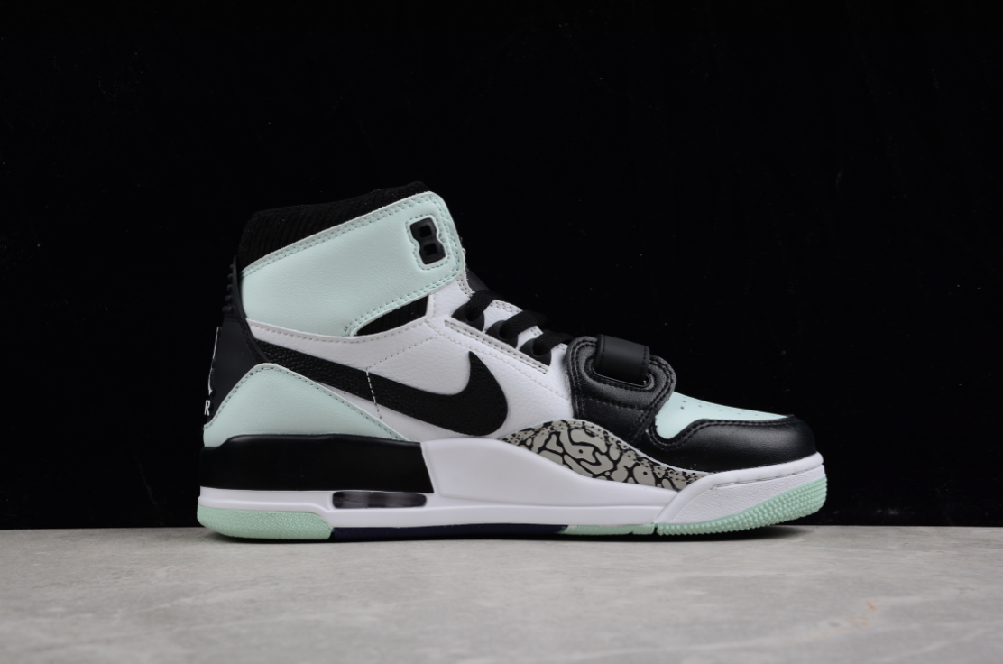 Air Jordan Legacy 312 'Igloo'